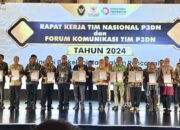 Penghargaan Nasional untuk Dinas Pendidikan dan Kesehatan Garut