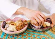 Hindari 3 Jenis Makanan Ini Saat Sahur, Bikin Cepat Lemas!