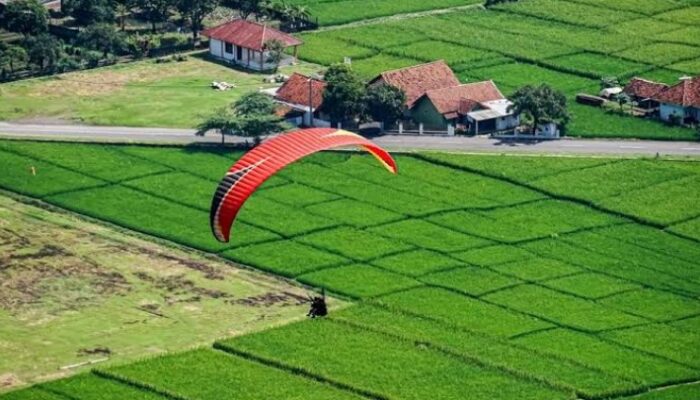 Fakta Pahit Destinasi Jabar, Wisata atau Dipalak?